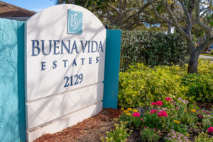 buena vida estates sign